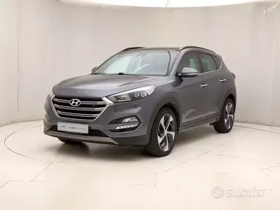 Usata Hyundai Tucson Xpossible 136 CV (100 kW) 2017 Grigio SUV