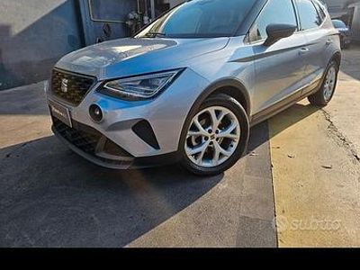 Usata Seat Arona FR 95 CV (69 kW) 2024 Grigio SUV
