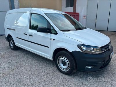 VW Caddy Maxi