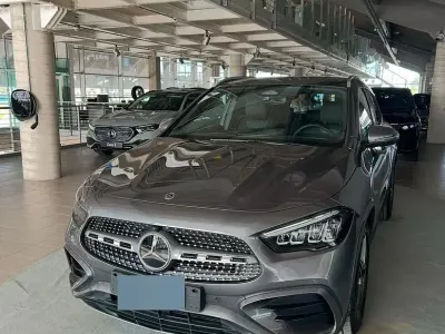 Begagnad Mercedes GLA180 Advanced 116 HK (85 kW) 2024 SUV