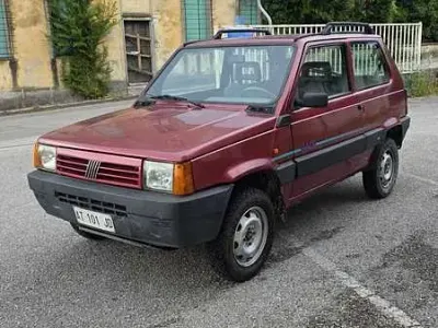 Usata Fiat Panda 4x4 Trekking 54 CV (39 kW) 1999 Rosso Utilitaria