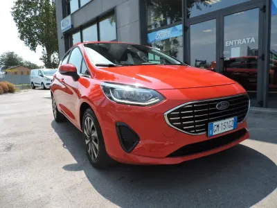 Usata Ford Fiesta Titanium 125 CV (91 kW) 2023 Rosso Utilitaria