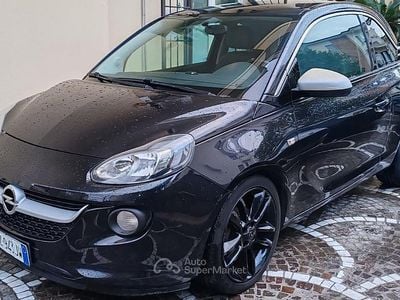 Usata Opel Adam 69 CV (50 kW) 2014 Nero Utilitaria