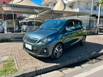 Usata Peugeot 108 Allure 72 CV (52 kW) 2021 Grigio Berlina