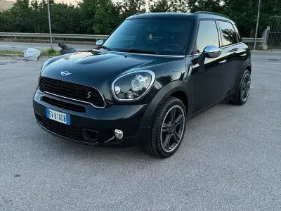 Usata Mini One D 90 CV (66 kW) 2014 Nero Utilitaria