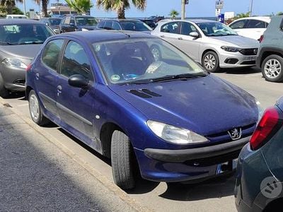 Usata Peugeot 206 2001 Blu Utilitaria
