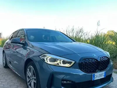 Usata BMW 118 M Sport 136 CV (100 kW) 2022 Grigio Berlina