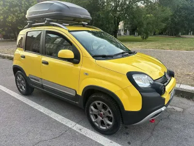Usata Fiat Panda Cross Cross 95 CV (69 kW) 2016 Giallo Utilitaria