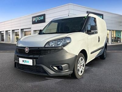 Usata Fiat Doblò Lounge 95 CV (69 kW) 2021 Bianco Monovolume