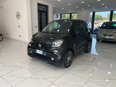 Usata Smart ForTwo Cabrio Brabus 109 CV (80 kW) 2016 Nero Cabrio