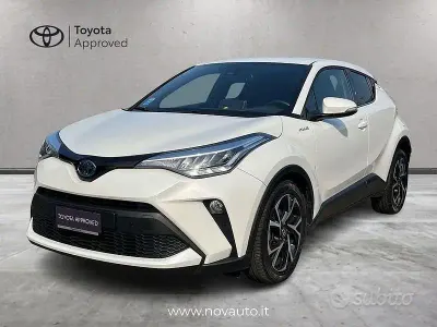 Usata Toyota C-HR Trend 122 CV (89 kW) 2021 Bianco SUV