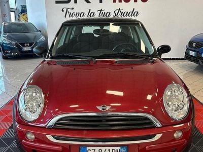Usata Mini One D Seven 88 CV (64 kW) 2006 Rosso Utilitaria