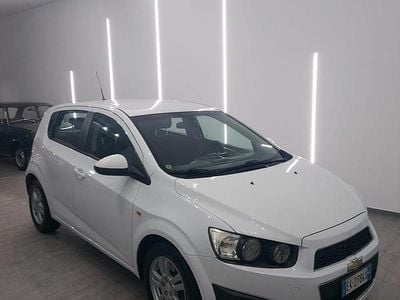 Usata Chevrolet Aveo LT 75 CV (55 kW) 2012 Bianco Berlina