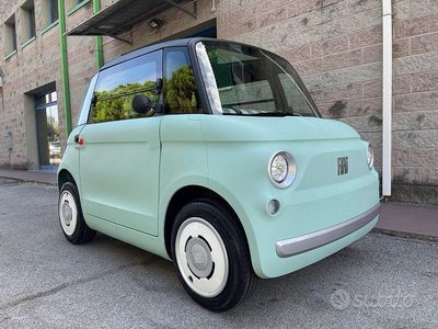 Nuova Fiat Topolino 2025 Verde Utilitaria