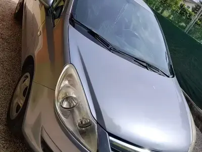 Usata Opel Corsa 80 CV (58 kW) 2010 Grigio Utilitaria