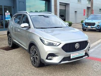 Usata MG ZS Luxury 111 CV (81 kW) 2024 Grigio SUV