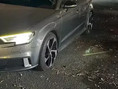 Käytetty Audi A3 S-Line 116 HP (85 kW) 2017 Harmaa Sedan