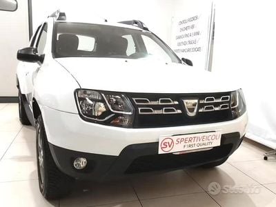 Occasion Dacia Duster Lauréate 115 ch (84 kW) 2017 Blanc SUV