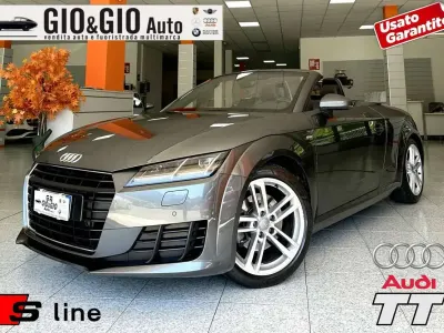 Usata Audi TT Roadster S-Line 179 CV (131 kW) 2018 Grigio Cabrio