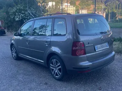 Usata VW Touran Trendline 105 CV (77 kW) 2007 Grigio Monovolume