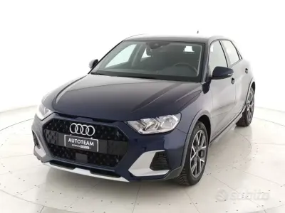 Usata Audi A1 Admired 150 CV (110 kW) 2022 Bluazzurro SUV