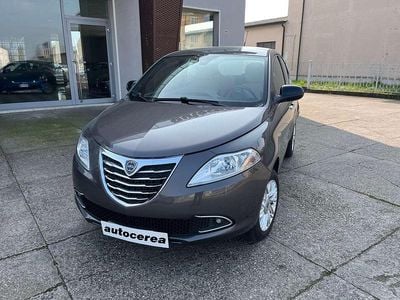 Usata Lancia Ypsilon Gold 84 CV (61 kW) 2014 Grigio antracite met. Utilitaria