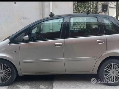 Usata Lancia Musa 90 CV (66 kW) 2005 Monovolume