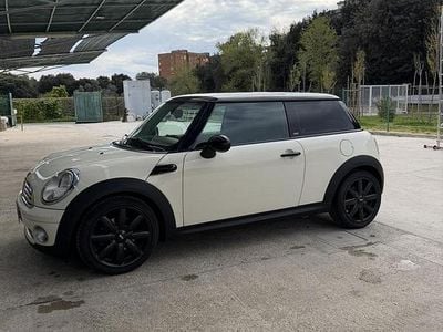 Begagnad Mini ONE 95 HK (69 kW) 2009 Vit Halvkombi