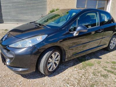 usata Peugeot 207 1.4 gpl 2009