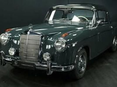 Usata Mercedes 220 SE 120 CV (88 kW) 1960 Grigio Coupé