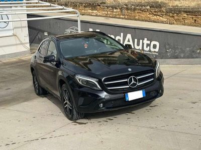 Usata Mercedes GLA200 136 CV (100 kW) 2015 Nero SUV