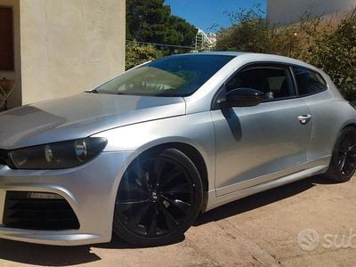 Begagnad VW Scirocco 143 HK (105 kW) 2009 Grå Sportkupé