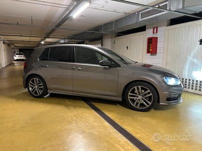 Usata VW Golf VII R-line 150 CV (110 kW) 2015 Grigio Berlina