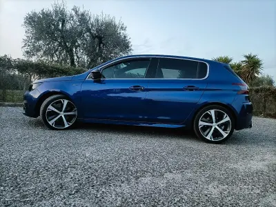Usata Peugeot 308 GT-line 180 CV (132 kW) 2018 Blu Berlina