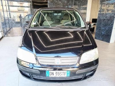 Usata Fiat Idea 70 CV (51 kW) 2008 Nero Monovolume