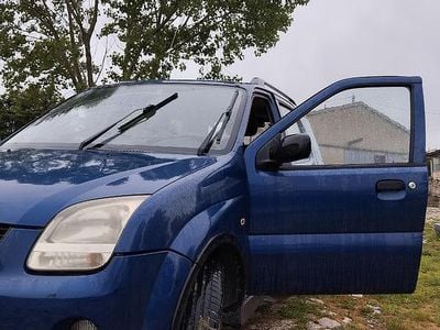 Usata Suzuki Ignis 83 CV (61 kW) 2004 Blu Utilitaria