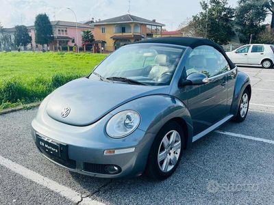 usata VW Beetle New1.9 TDI 105CV Cabrio