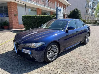 Second-hand Alfa Romeo Giulia Super 150 CP (110 kW) 2018 Albastru Berlinǎ
