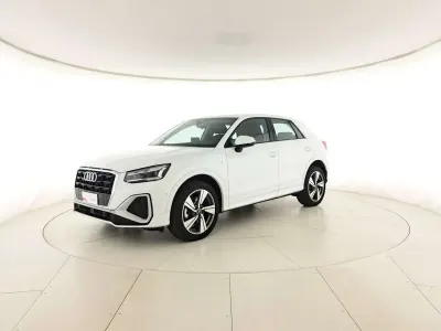 Nuova Audi Q2 S-Line 150 CV (110 kW) 2025 Bianco arkona SUV