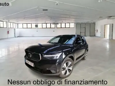 Usata Volvo XC40 Core 163 CV (119 kW) 2025 Nero SUV