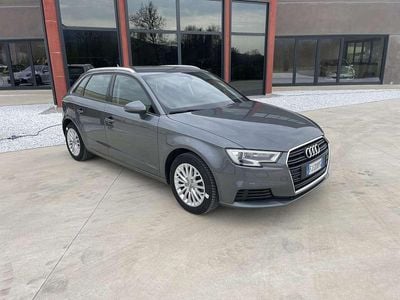 Usata Audi A3 Business 110 CV (80 kW) 2017 Grigio Berlina
