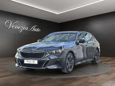 Brugt BMW 520 M Sport 196 HK (144 kW) 2025 Grå Stationcar