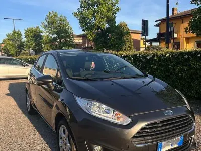 Second-hand Ford Fiesta Titanium 80 CP (58 kW) 2016 Hatchback
