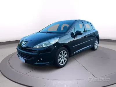 Usata Peugeot 207 73 CV (53 kW) 2009 Nero Berlina