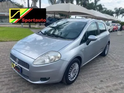 Usata Fiat Grande Punto 90 CV (66 kW) 2009 Grigio Utilitaria