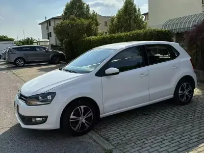 Usata VW Polo 85 CV (62 kW) 2025 Bianco Utilitaria