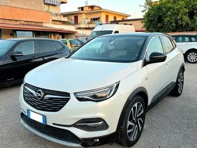 Occasion Opel Grandland X Ultimate 120 PK (88 kW) 2018 Wit SUV