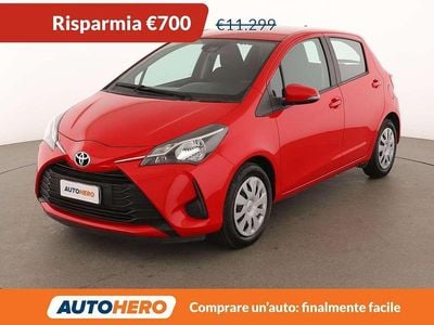 Usata Toyota Yaris Cool 70 CV (51 kW) 2018 Rosso Utilitaria