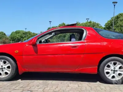 Usata Mazda MX3 133 CV (97 kW) 1992 Rosso