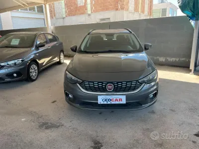 Occasion Fiat Tipo Business 120 ch (88 kW) 2016 Gris Break
